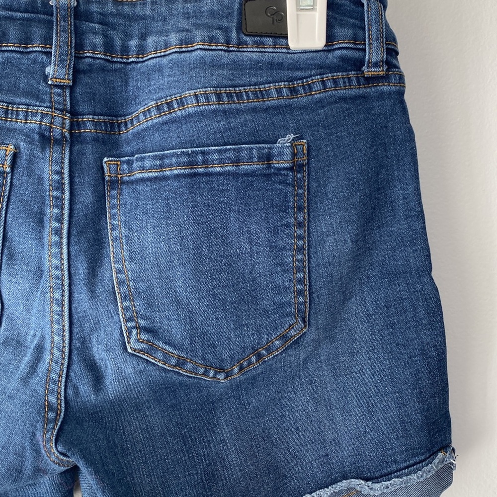 Celebrity Pink cuffed stretch jean shorts size 9/29 - Picture 8 of 8